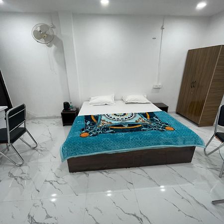 Bed and Breakfast Kashi Imperial Varanasi Exterior foto