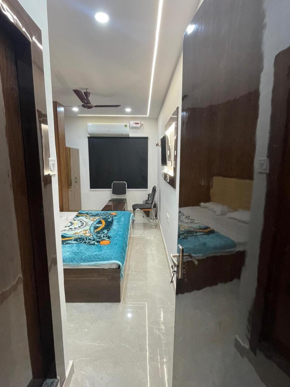 Bed and Breakfast Kashi Imperial Varanasi Exterior foto