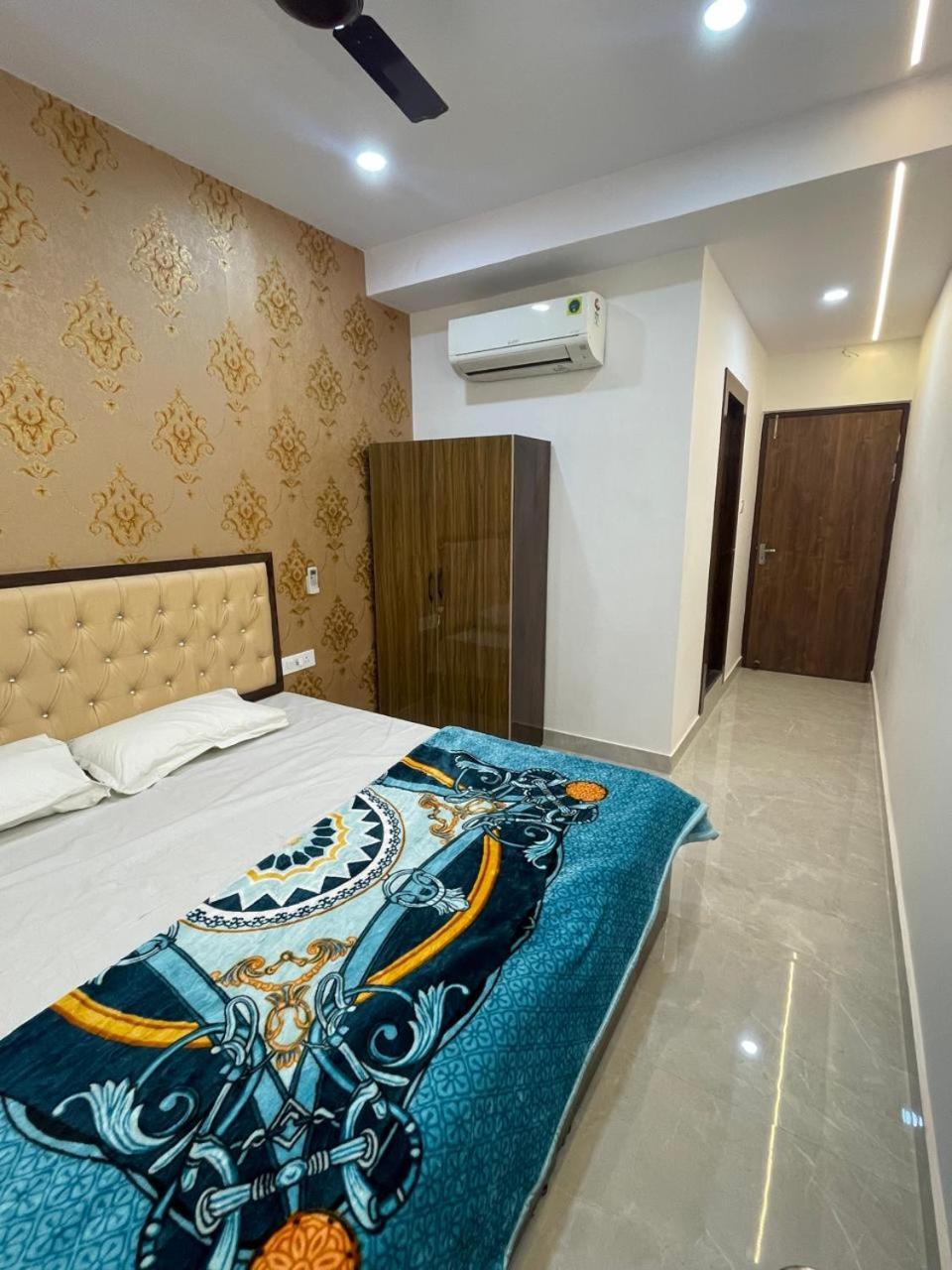 Bed and Breakfast Kashi Imperial Varanasi Exterior foto